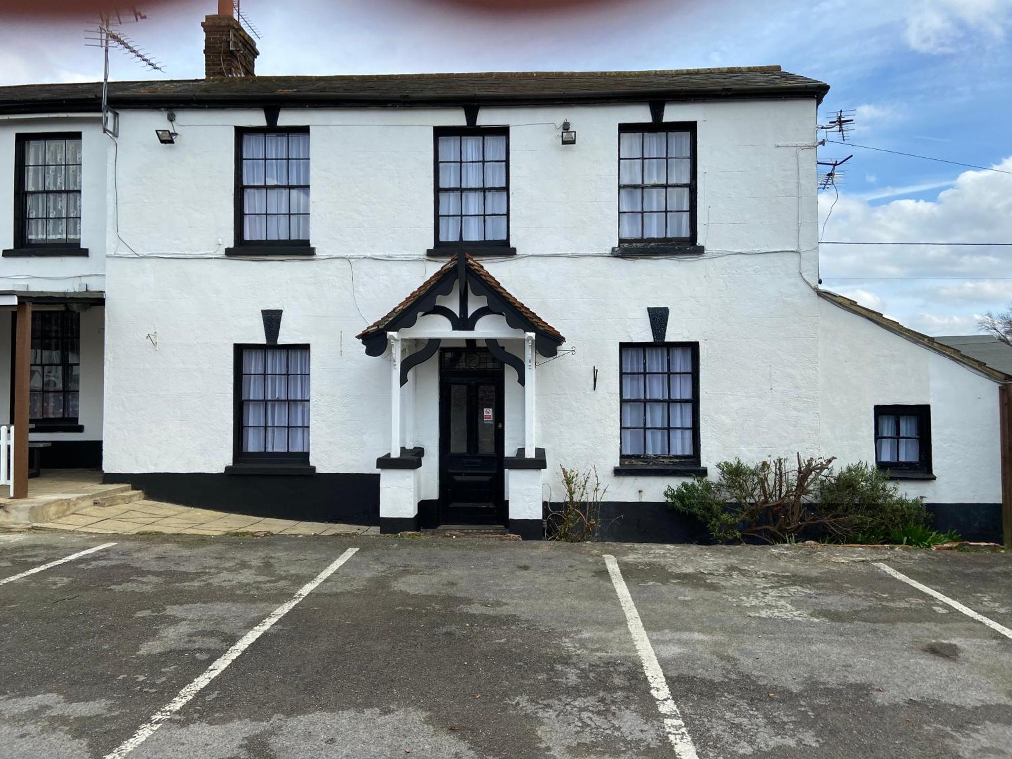 The Lion Brewery Hotel Ash  Exterior foto