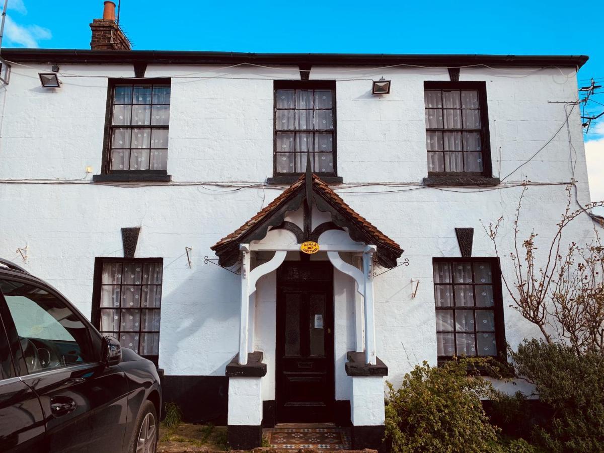 The Lion Brewery Hotel Ash  Exterior foto